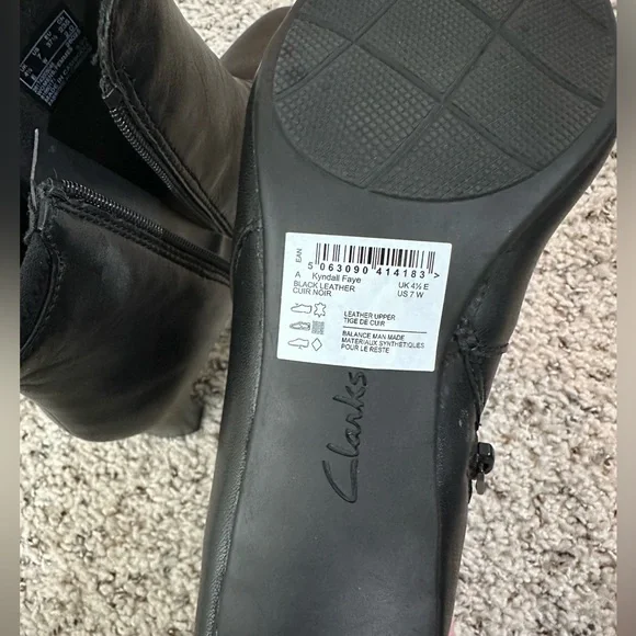 Clarks Kyndall Fae Ankle Bootie in Black Leather - Picture 6 of 7